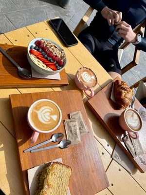 Girona Day 2: Costa Brava Coffee Ride 😍